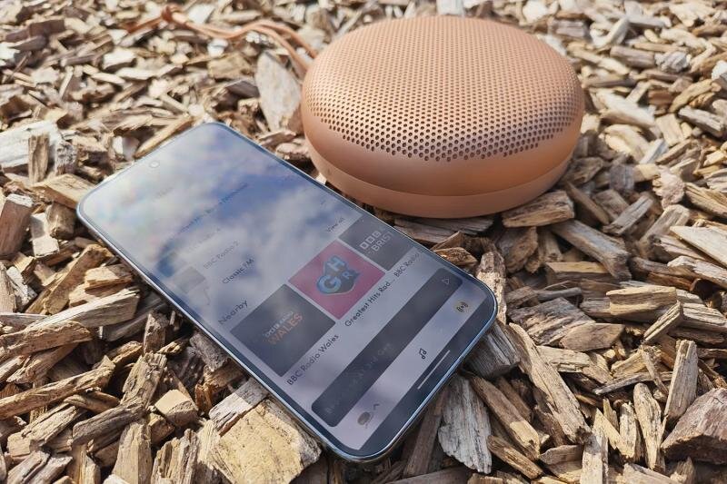 loa-bo-beosound-a1-gen-3-chinh-hang-9